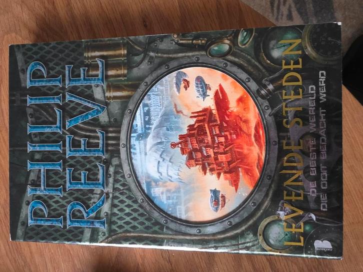 Philip Reeve - Levende steden, Boeken, Kinderboeken | Jeugd | onder 10 jaar, Zo goed als nieuw, Fictie algemeen, Ophalen of Verzenden