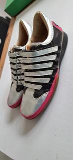 Nagenoeg nieuwe DSQUARED sneakers sportschoenen maat 40, Overige kleuren, Sportschoenen, Ophalen of Verzenden, Zo goed als nieuw
