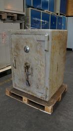 OPRUIMING! Oude klassieke antieke kluis, Zware kluis, Ophalen of Verzenden, Gebruikt, Brandkast