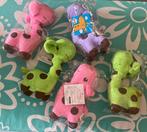 Leuke giraf knuffels in roze groen en paars met raamplakker, Ophalen of Verzenden, Nieuw
