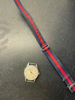 Sovjet horloge - kapot - moscow watch factory, Ophalen of Verzenden, Staal, Overige merken, 1960 of later