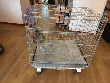 Metalen bench beschikbaar voor biedingen