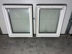 VELUX 78x98 wit dakraam kantelraam zolderraam tuimelraam, Ophalen of Verzenden, Gebruikt
