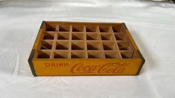 Oud miniatuur Coca Cola kistje beschikbaar voor biedingen