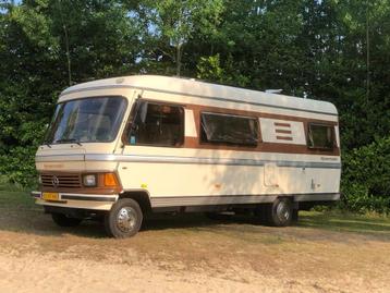OUDE CAMPER GEZOCHT VOOR FILMOPNAMES beschikbaar voor biedingen