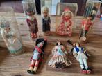 8 vintage klederdracht poppen, Verzamelen, Ophalen, Zo goed als nieuw, Popje