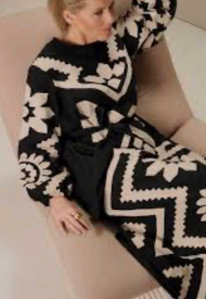 Zara ,marant sissel shahe lonneke oa pakket 15 stks in ML, Kleding | Dames, Dames-kledingpakketten, Zo goed als nieuw, Maat 38/40 (M)