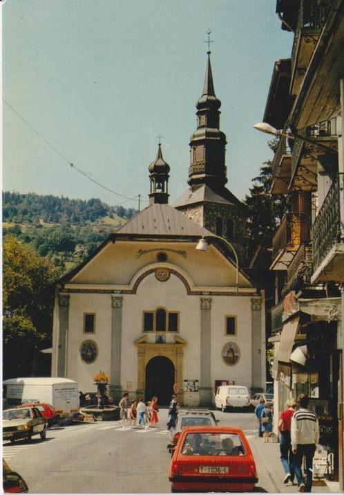 Frankrijk, Saint Gervais Les Bains met auto's Ford Fiesta, Verzamelen, Ansichtkaarten | Buitenland, Ongelopen, Frankrijk, Ophalen of Verzenden
