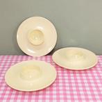 Vintage Mepal Service Holland eierdop pastel geel 3 camping, Ophalen of Verzenden, Huis en Inrichting