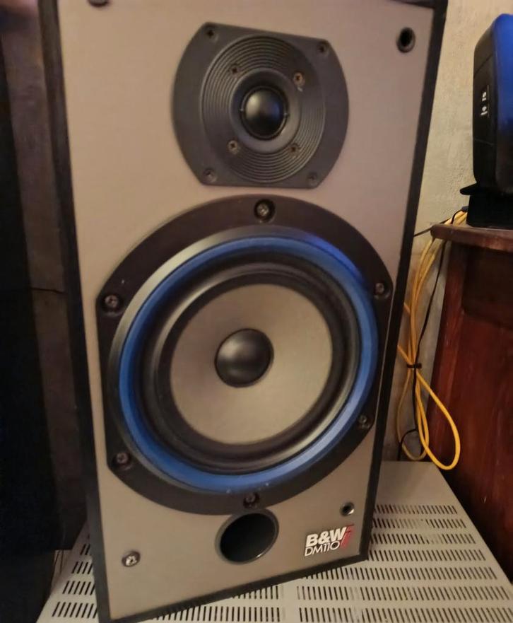 B&W DM 110i Luidsprekers, Audio, Tv en Foto, Luidsprekers, Zo goed als nieuw, Front, Rear of Stereo speakers, 60 tot 120 watt