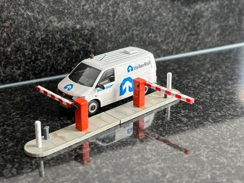 Resin bouwpakket slagboom set dubbel toegang 1:87 H0, Hobby en Vrije tijd, Modeltreinen | H0, Nieuw, Overige merken, Verzenden