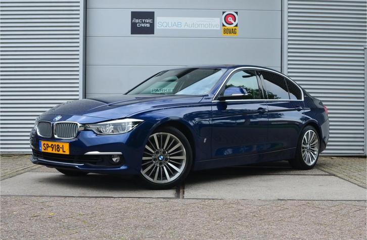 BMW 3-serie 330e Luxury Edition HUD, LED koplampen, Auto's, BMW, Bedrijf, Te koop, 3-Serie, ABS, Achteruitrijcamera, Airbags, Airconditioning