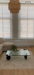 Tavolo Con Ruote glazen salontafel met industriele wielen, Ophalen of Verzenden, Minder dan 50 cm, Rechthoekig, 100 tot 150 cm