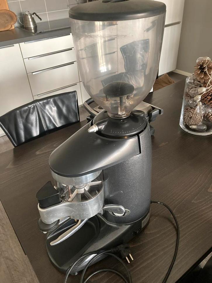 Compak K8 Espresso Molen - Goede Staat, Witgoed en Apparatuur, Koffiezetapparaten, Gebruikt, Koffiebonen, Overige modellen, 10 kopjes of meer