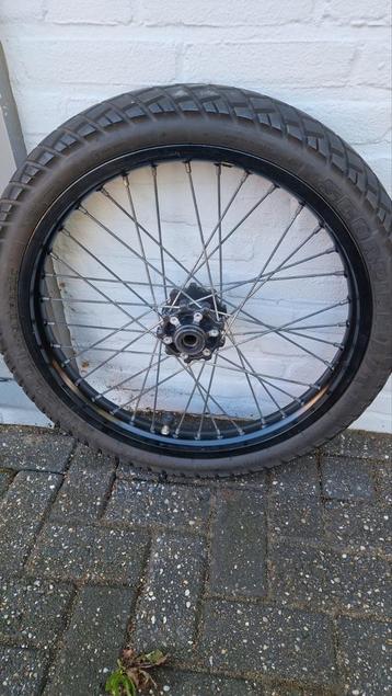 Africa Twin CRF1000/1100 Tubeless Wielset + TPMS beschikbaar voor biedingen