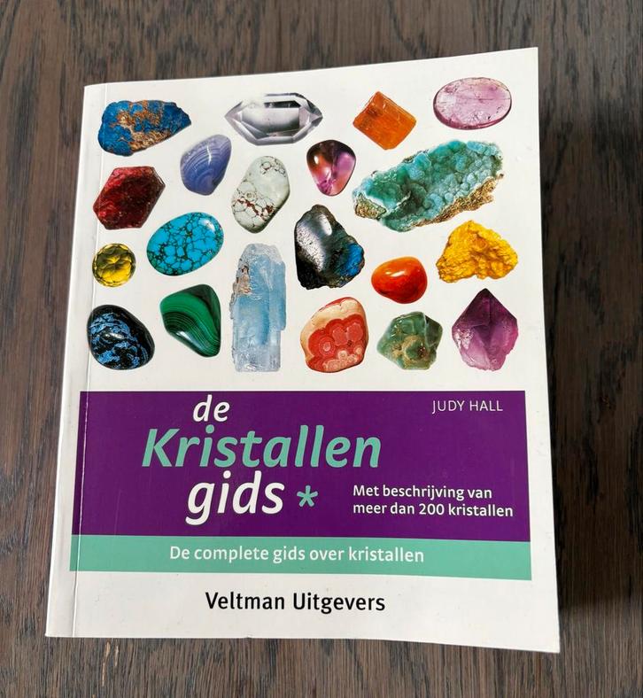 De Kristallengids - Judy Hall, Boeken, Esoterie en Spiritualiteit, Gelezen, Achtergrond en Informatie, Spiritualiteit algemeen