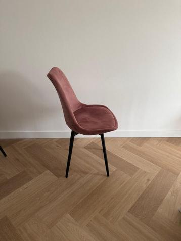 Set van 7 Pluto-stoelen in oudroze velours – stijlvol & comf beschikbaar voor biedingen