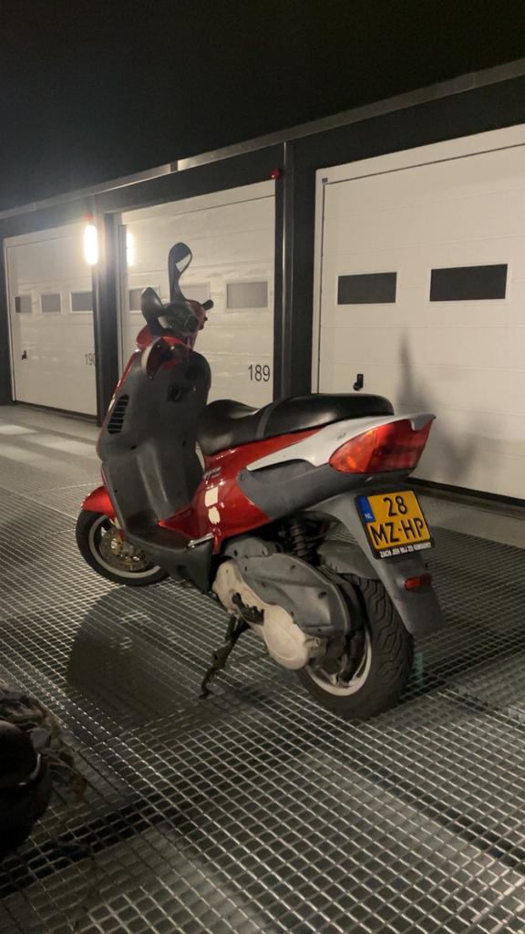 Skipper LX 125 2T A1, Fietsen en Brommers, Scooters | Piaggio, Zo goed als nieuw, Overige modellen, Tweetakt, Ophalen