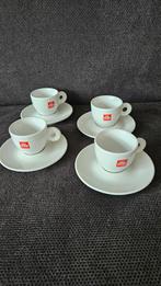 Illy espresso kopjes met schotel - 4 stuks, Huis en Inrichting, Keuken | Servies, Ophalen of Verzenden, Gebruikt, Porselein, Overige stijlen