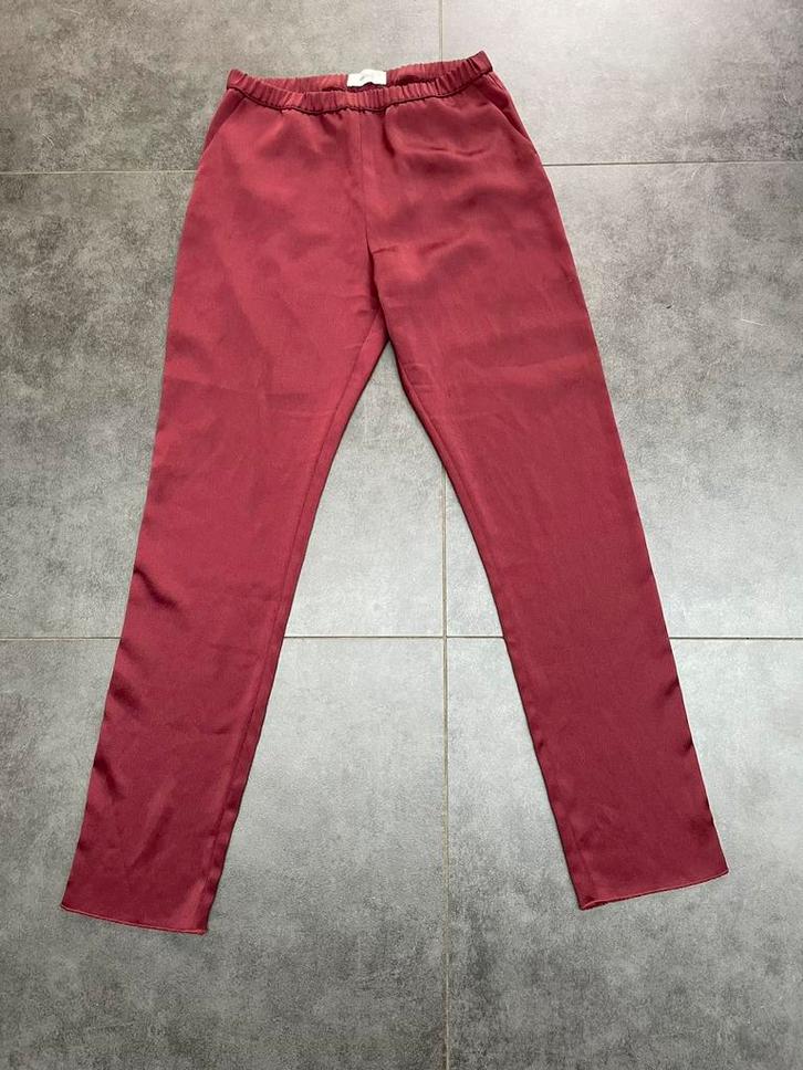 Humanoid bordeaux rode dunne jogger maat S chique, Kleding | Dames, Broeken en Pantalons, Zo goed als nieuw, Maat 34 (XS) of kleiner