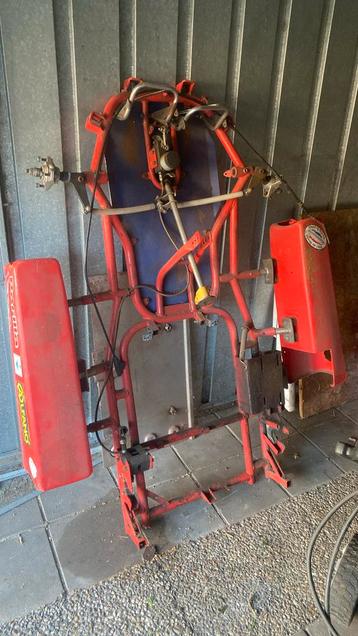 Kart frame beschikbaar voor biedingen