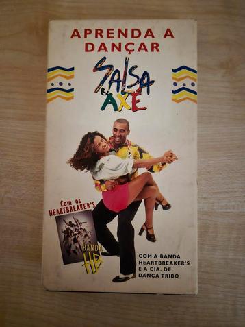 Videoband: Aprenda a Dancar Salsa

 beschikbaar voor biedingen