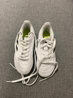 voetbalschoenen maat 28, Sport en Fitness, Voetbal, Maat XS of kleiner, Schoenen, Ophalen of Verzenden, Zo goed als nieuw