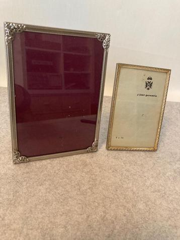 2 oude fotolijstjes beschikbaar voor biedingen