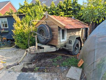 Mobiele kippenhok  beschikbaar voor biedingen