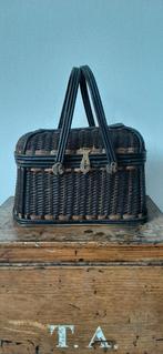 ANTIEK   ......   RIETEN  ...  PERRON MAND  !!!, Ophalen of Verzenden