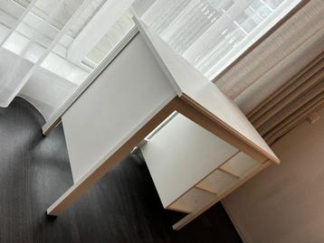 IKEA BRUSALI small table beschikbaar voor biedingen