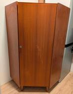 🧡✨ Unieke vintage driehoekkast | Veel opbergruimte, Ophalen