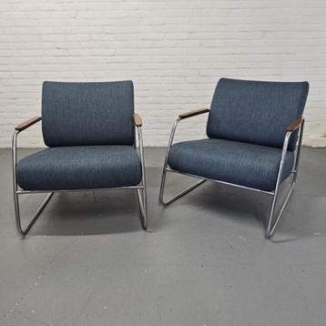 Stel gestoffeerde Harvink metalen fauteuils. Hoogte 72 cm beschikbaar voor biedingen