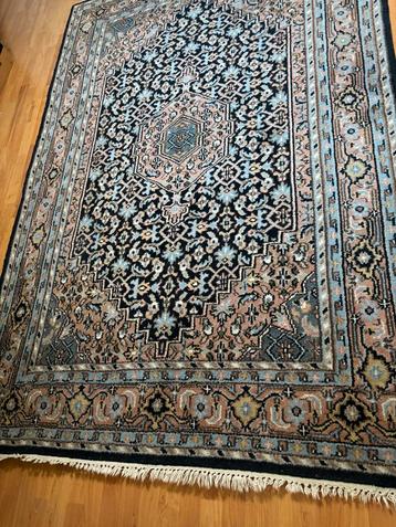 Bidjar Perzisch Tapijt 160x230cm beschikbaar voor biedingen