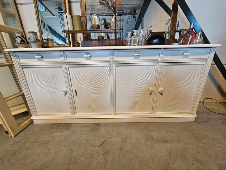 Mooie witte dressoir, Huis en Inrichting, Kasten | Dressoirs, Gebruikt, 150 tot 200 cm, 25 tot 50 cm, Ophalen