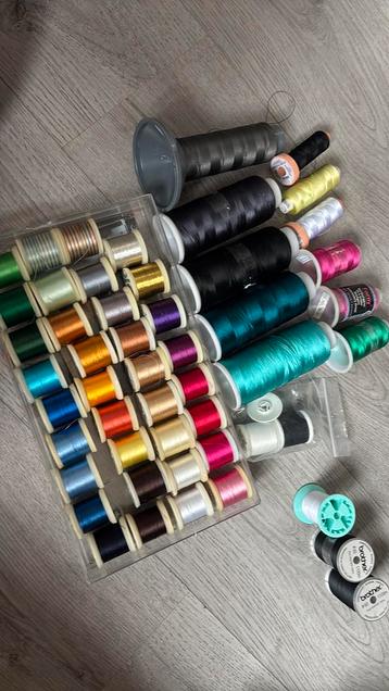 Borduurmachine garen compleet set… beschikbaar voor biedingen