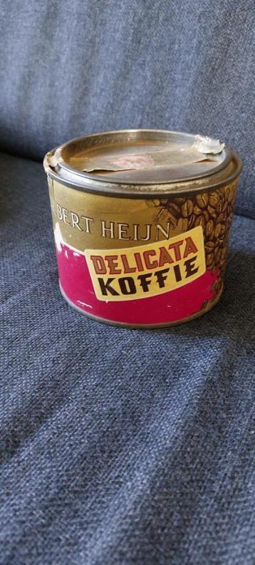 Albert Heijn vol oud koffieblik  Delicata koffie  beschikbaar voor biedingen