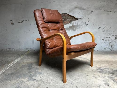 Vintage fauteuil Lamino van Yngve Ekström, Huis en Inrichting, Fauteuils, Zo goed als nieuw, Hout, Leer, 50 tot 75 cm, 75 tot 100 cm