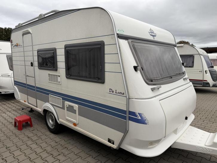 Hobby De luxe Easy 400 KB bouwjaar 2002 met voortent, Caravans en Kamperen, Caravans, Bedrijf, tot en met 4, 750 - 1000 kg, Standaardzit