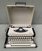 Olympia typemachine Traveller de Luxe - vintage retro wit, Gebruikt, Olympia, Onbekend, Ophalen of Verzenden
