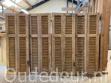 nr. L774 serie van 16x lage kale louvre deuren beschikbaar voor biedingen