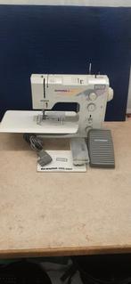 Bernina1005 naaimachine in koffer  compleet 1 jaar garantie, Ophalen of Verzenden, Zo goed als nieuw