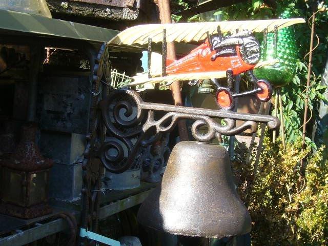 Bel deurbel luidklok oldtimer vliegtuig tractor koe ea, Tuin en Terras, Tuinwanddecoratie, Nieuw, Ophalen