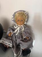 Antieke Pop met Klederdracht, Antiek en Kunst, Ophalen of Verzenden