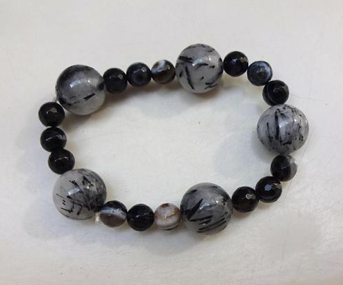 Rekarmband: grote zwarte rutielkwarts + kleine agaat kralen, Sieraden, Tassen en Uiterlijk, Armbanden, Zo goed als nieuw, Elastiek