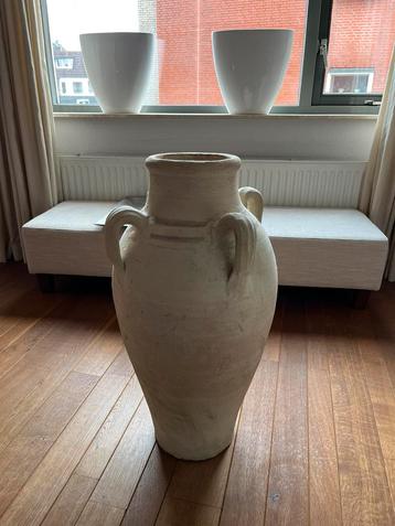 Griekse amphore 80 cm hoog beschikbaar voor biedingen