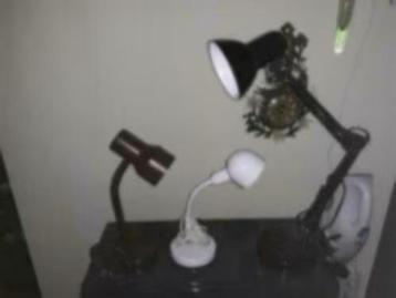 6 x Verschillende Bureau lampen Retro beschikbaar voor biedingen