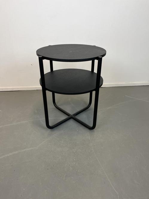 Gispen D.O. 423 bijzet tafel Zwart, zwart eik, Huis en Inrichting, Tafels | Bijzettafels, Nieuw, Rond