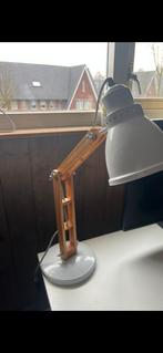 Houten bureaulamp met grijze metalen details, Ophalen, Zo goed als nieuw, Minder dan 100 cm, Modern