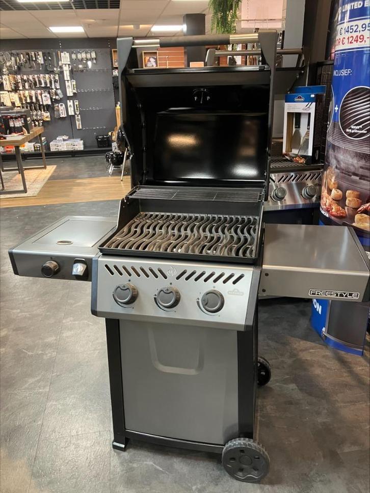 Napoleon Freestyle 365, zijbrander, 3 hoofdbranders (laatste, Tuin en Terras, Gasbarbecues, Nieuw, Ophalen